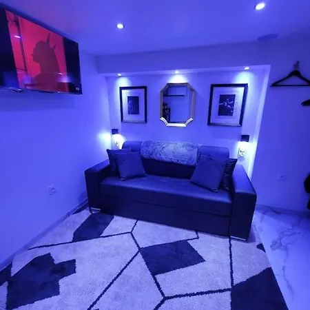 Elegant L'orchidee Jacuzzi En Interieur Toute L'annee * Juvignac