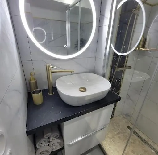 élégant L'orchidée Jacuzzi En Intérieur Toute L'année Appartamento Juvignac