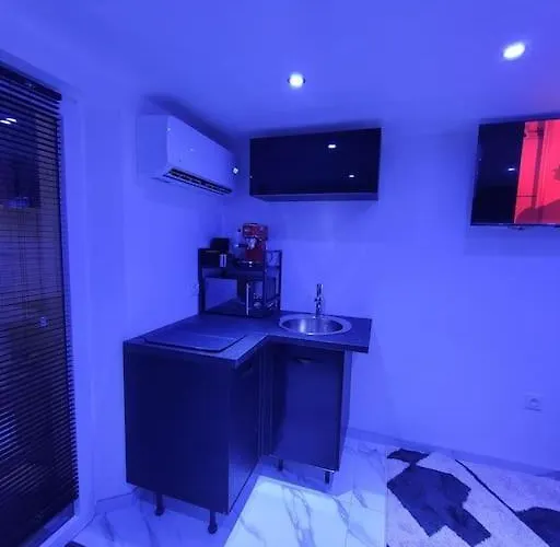 élégant L'orchidée Jacuzzi En Intérieur Toute L'année Appartamento *