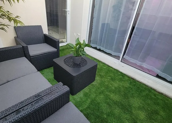 élégant L'orchidée Jacuzzi En Intérieur Toute L'année